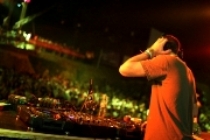 Nightclub DJ 